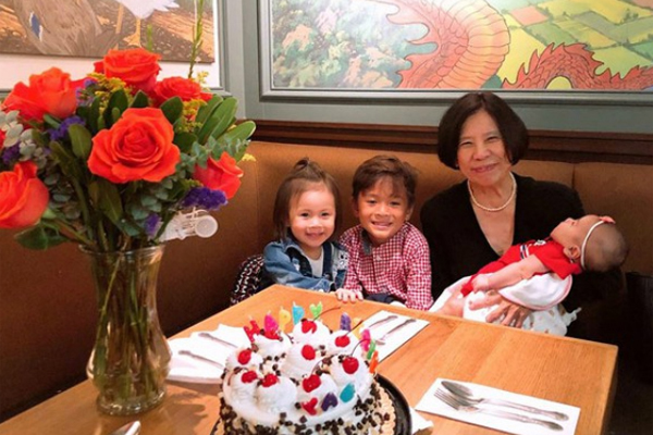 Mẹ chồng búp bê Thanh Thảo gốc Hoa nhưng giỏi tiếng Việt, được con dâu yêu thương hết lòng-3