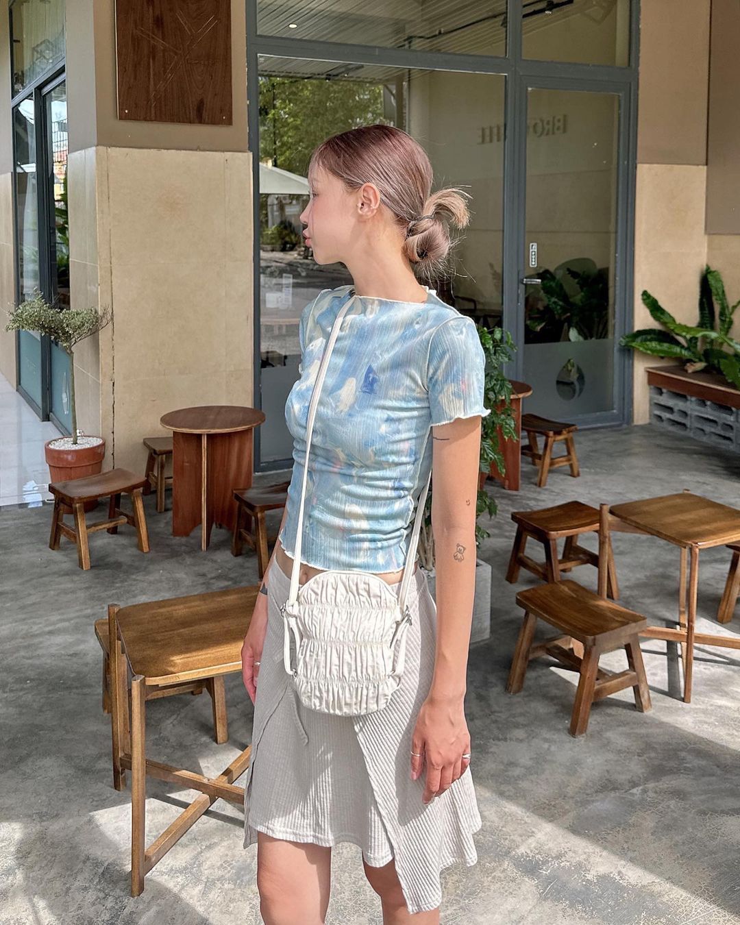 8 kiểu tóc cực cháy cho ai không muốn xõa tóc nóng bức đi concert BLACKPINK-1