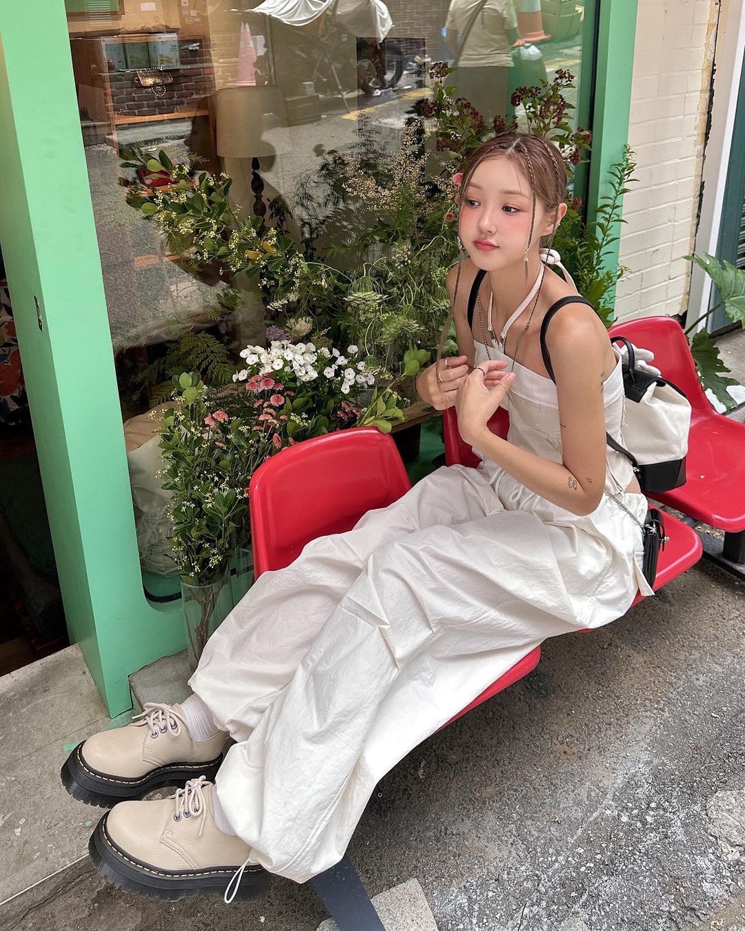 8 kiểu tóc cực cháy cho ai không muốn xõa tóc nóng bức đi concert BLACKPINK-8