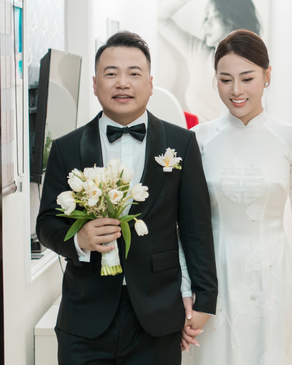 Phương Oanh chia sẻ đầu tiên sau đám hỏi, thú nhận từ bỏ dịu dàng đoan trang vì Shark Bình?-1