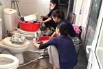 Vụ giáo viên rửa khay ăn cho trẻ cạnh bồn cầu: Trường mầm non xin lỗi-5