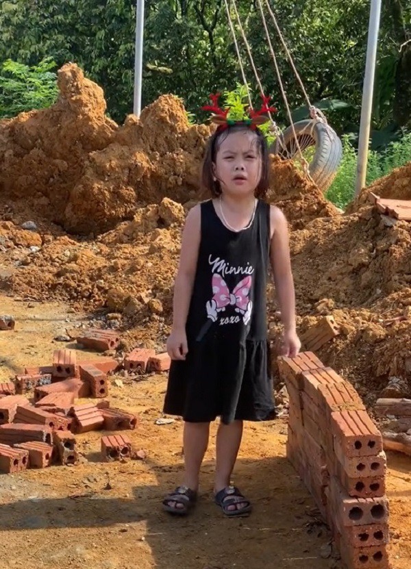 Con không chịu học, bà mẹ Quảng Ninh cho luôn làm thợ xếp gạch và cái kết khiến dân tình tâm đắc-5