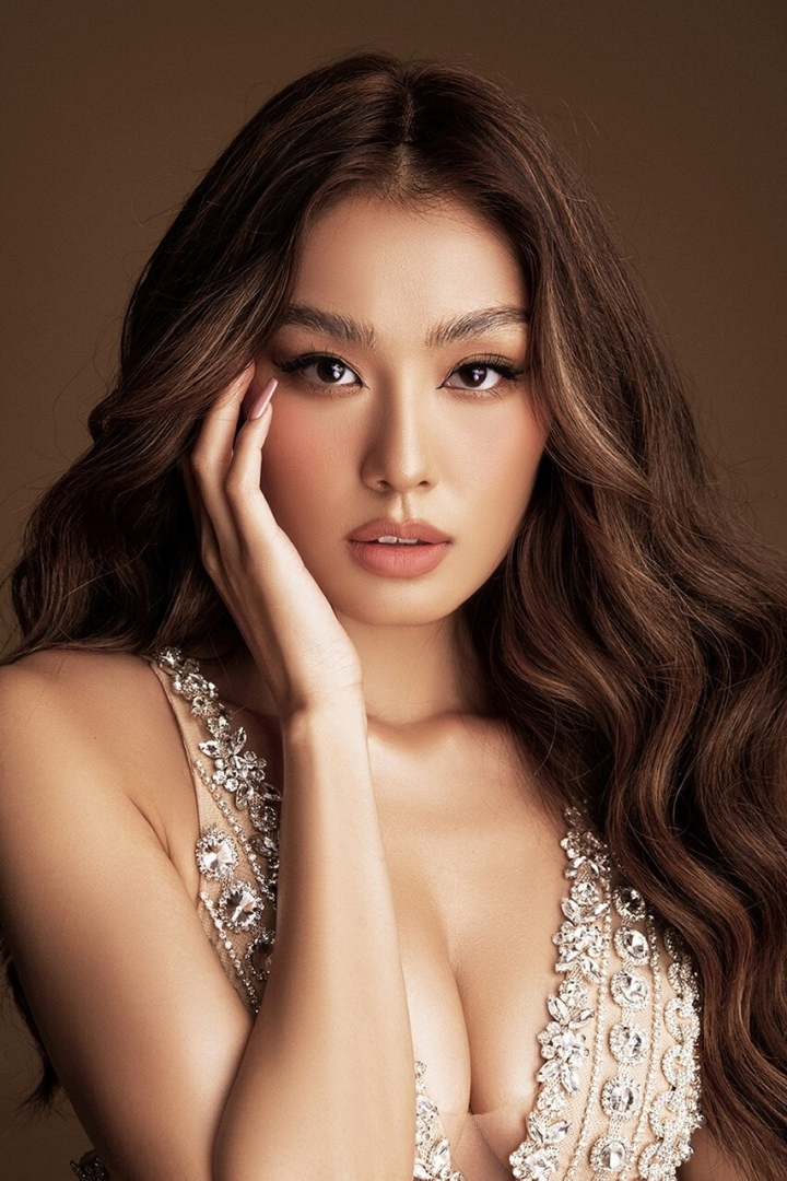 Bị chỉ trích vì khen phim có đường lưỡi bò, Á hậu Thảo Nhi xóa bài đăng và xin lỗi-2