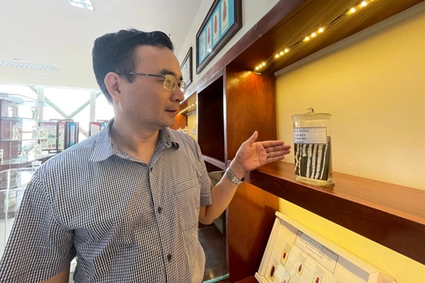 Hà Nội: Thích ăn phở tái, cô gái có sán 6m ngọ nguậy trong người-3