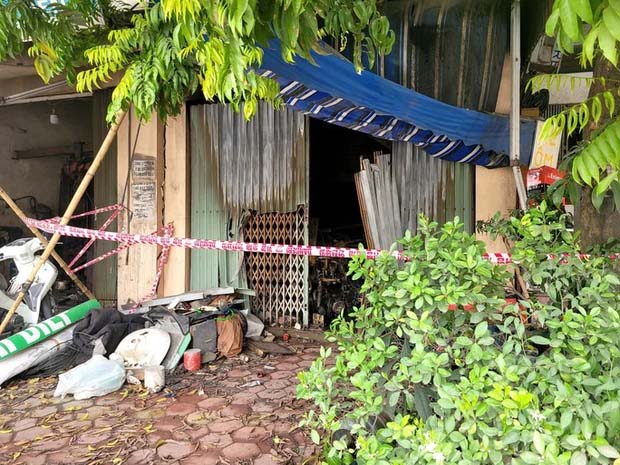 Cháy cửa hàng kinh doanh ắc-quy và đồ điện, ông chủ tử vong-1