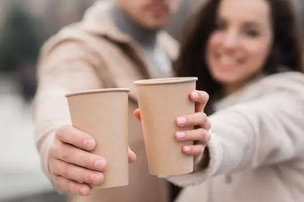 Còn trẻ đã rụng tóc: Coi chừng vì ghiền” những thức uống này-1