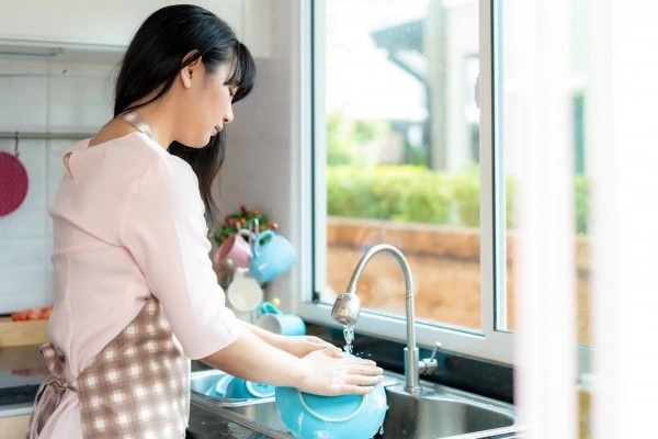 Khuyên phụ nữ mang thai nên nấu ăn, dọn dẹp và massage cho chồng, giới chức một thành phố Nhật Bản lên tiếng xin lỗi-2