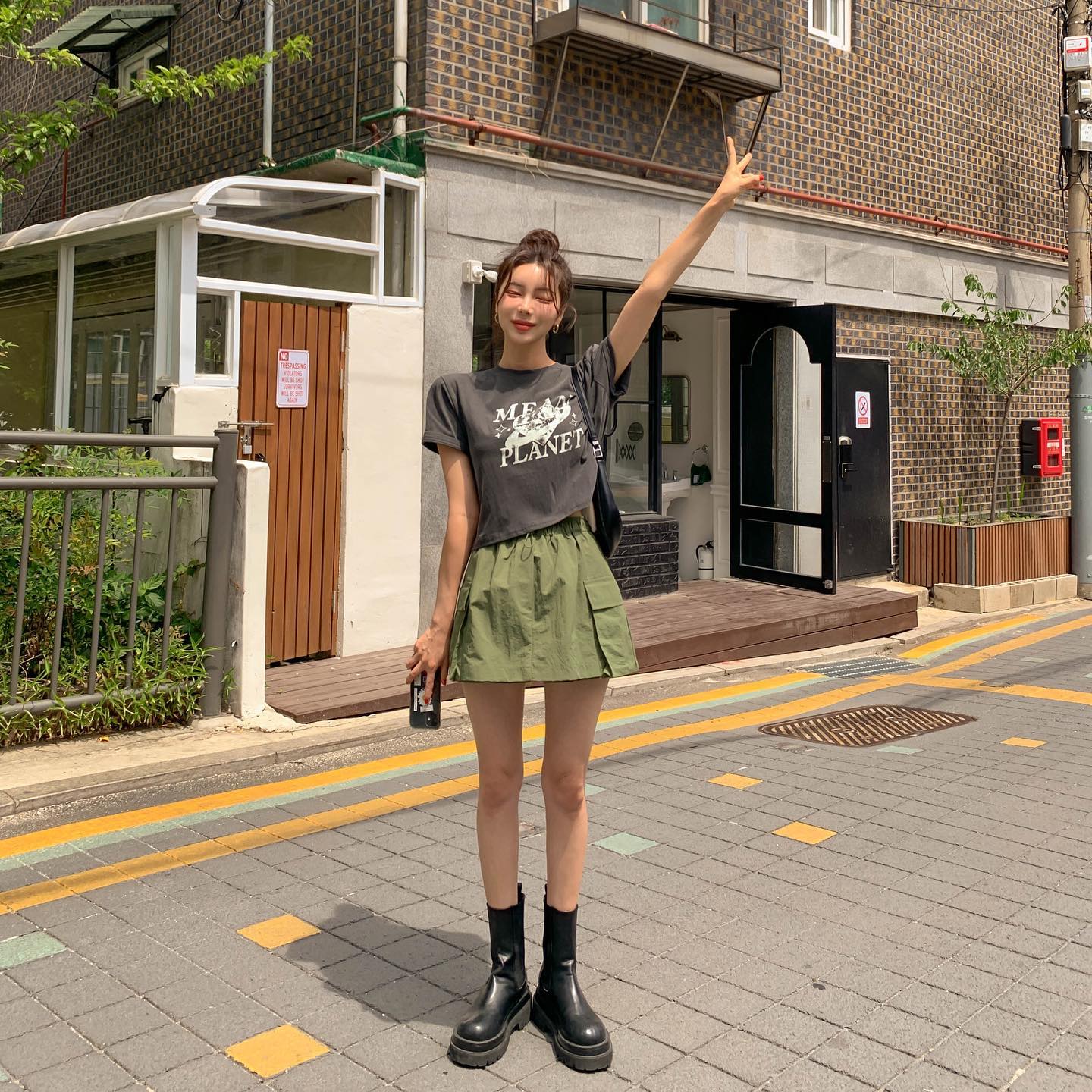 Mặc gì đi concert BLACKPINK nếu trời mưa?-9