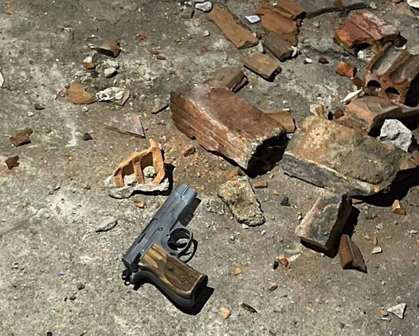 Sau tiếng súng nổ ở Khánh Hòa, cả ông và cháu phải nhập viện-2