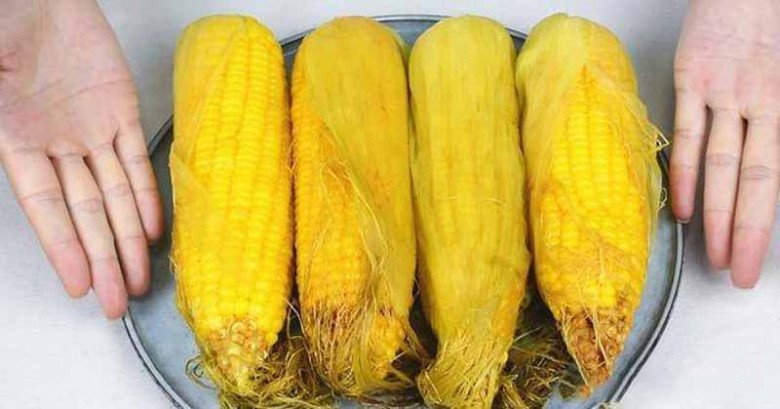 Boiling corn, don't let the water get cold, add these 2 things to get it sweet and nutritious-6