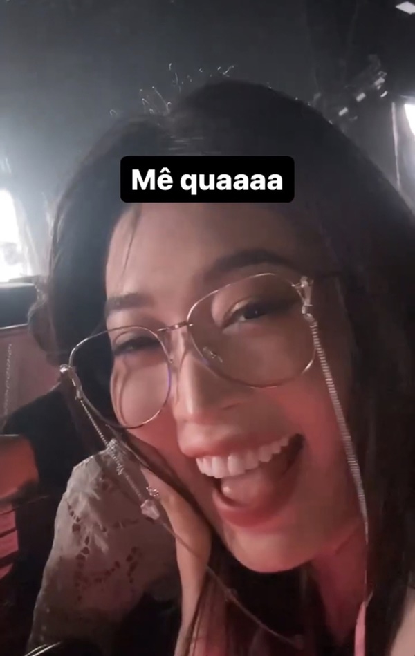 Sao Việt với concert BLACKPINK: Phương Nga xem lần 3 vẫn mê mẩn, 1 nam ca sĩ bị vật thể lạ rơi vào người-1