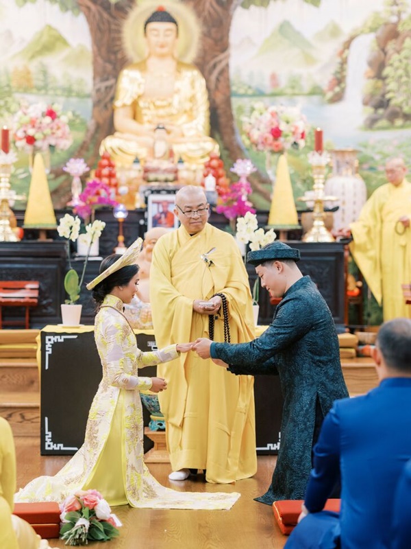 Hôn lễ truyền thống cùng màn múa lân đặc biệt của nàng dâu Việt trên đất Mỹ-1