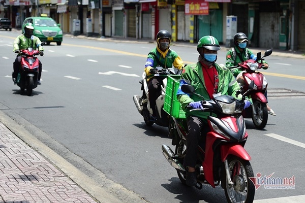 Bi kịch sinh viên học đại học theo phong trào, ra trường chạy Grab-1