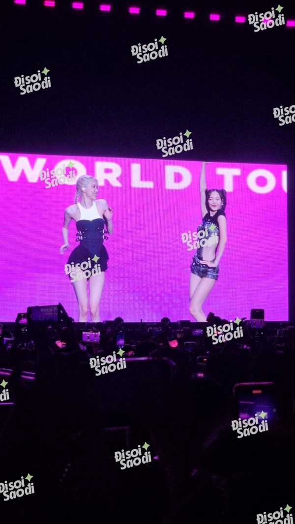 Hoàng Thuỳ Linh đứng ngồi không yên sau khi BLACKPINK gây bão vì nhảy See Tình trong siêu concert-6