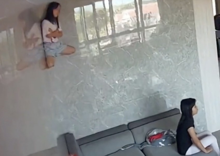 Bé gái người nhện gây xôn xao mạng xã hội Trung Quốc-1