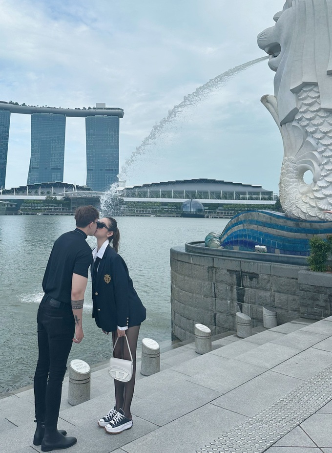 Chuyện tình cô dâu chuyển giới miền Tây xinh đẹp với chồng kém 7 tuổi-5