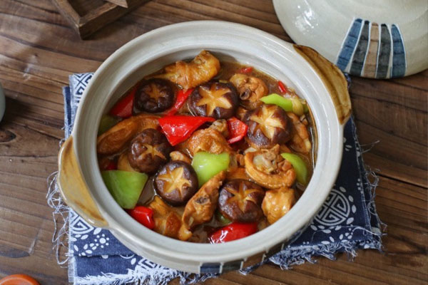 Nấu thịt kho tàu ngon chuẩn vị cần những nguyên liệu gì và nấu như thế nào?-14