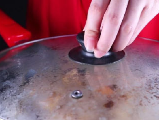 Nấu thịt kho tàu ngon chuẩn vị cần những nguyên liệu gì và nấu như thế nào?-8