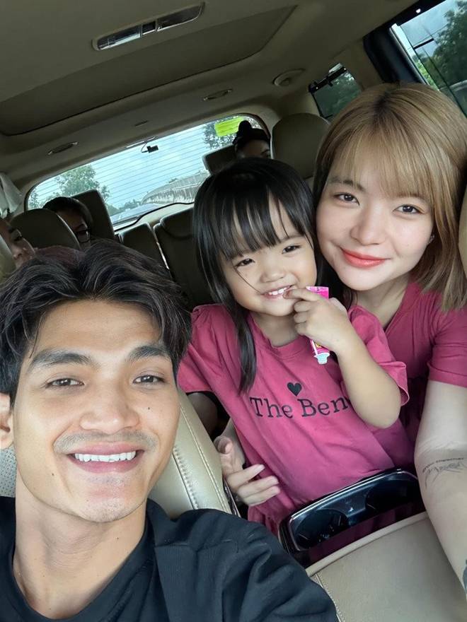 Vợ Mạc Văn Khoa từng đau lòng nói bố mẹ không đẹp nên sinh con không đẹp”, 3 năm sau con gái như búp bê-2