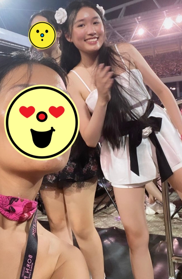 Jenny Huỳnh đu” concert BLACKPINK, vừa xuất hiện fan đã vây quanh xin chụp ảnh-2
