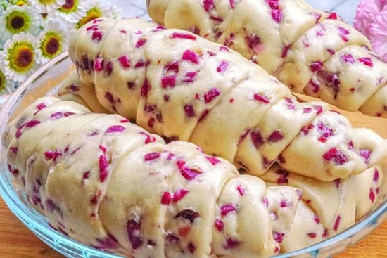Món bánh ăn sáng từ loại củ giàu anthocyanin, vừa ngon lại giúp đẹp da
