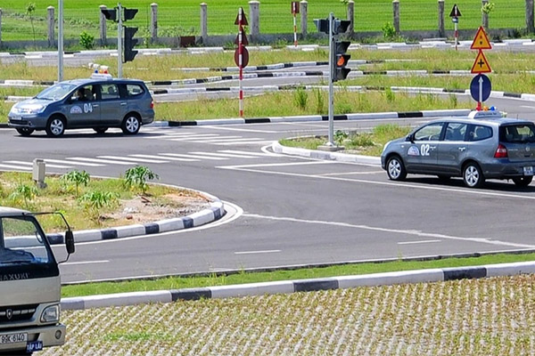 Lừa đảo bủa vây, làm sao thoát?-2