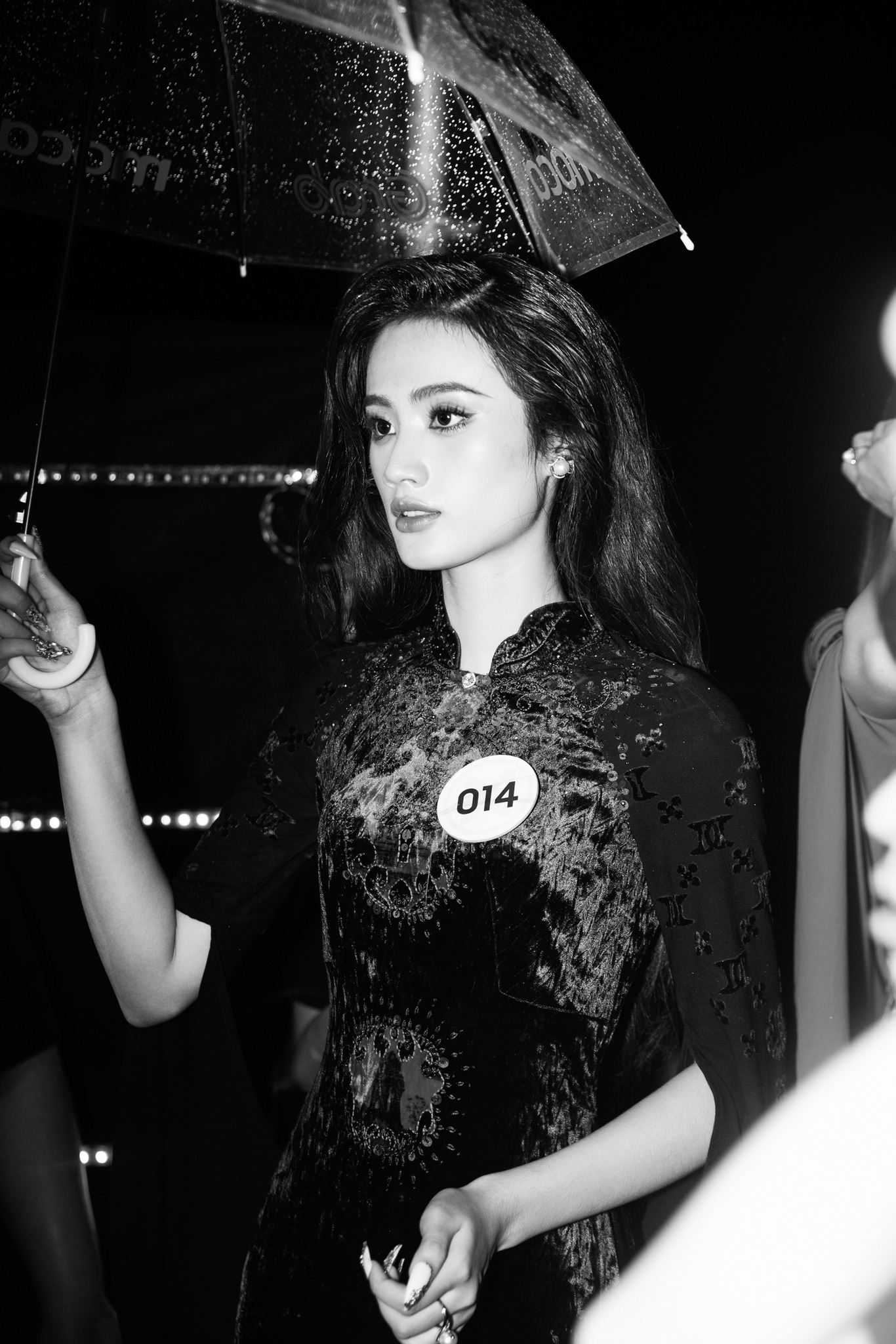 Hoa hậu Ý Nhi xin lỗi lần hai: Hứa sẽ không bao giờ làm fan sắc đẹp thất vọng-1