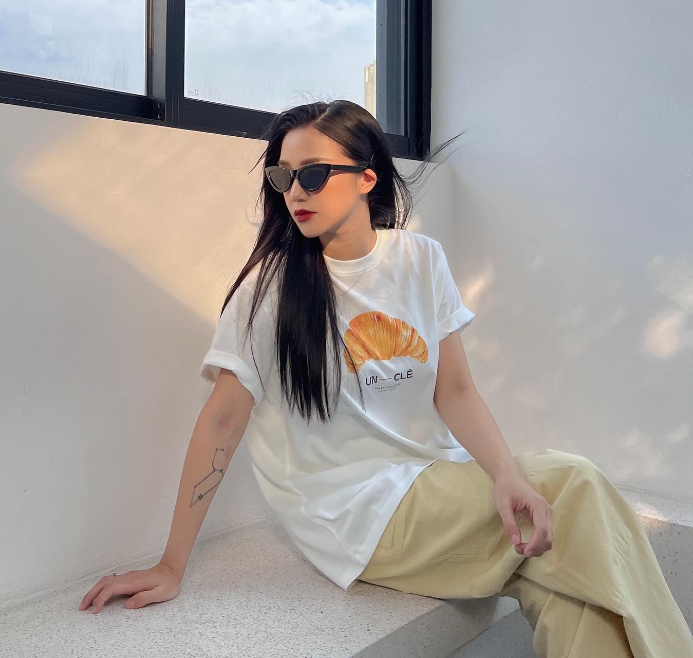 Hot mom Salim với phong cách thời trang mùa hè trẻ trung, đáng tham khảo-6