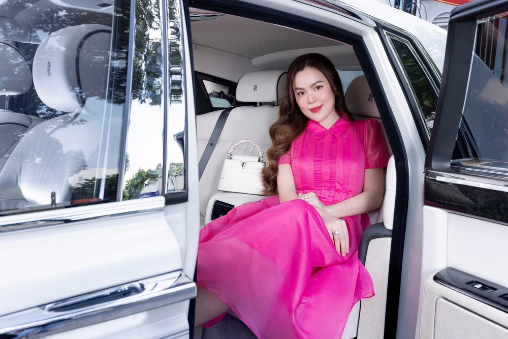 Phương Lê: Hoa hậu hòa bình nhưng bị cho là thích gây bão-4