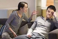 Vợ chồng cãi vã chỉ vì tính... ở bẩn