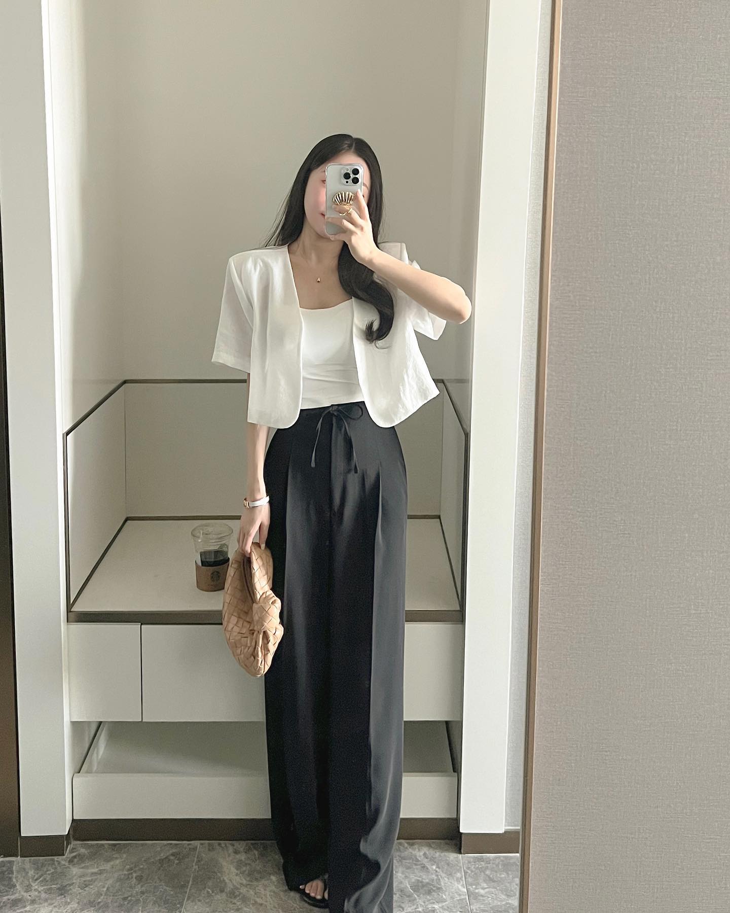 5 mẫu quần âu đang thịnh hành, nên sắm để mặc đẹp mỗi ngày-1