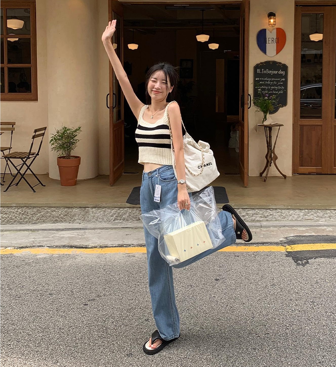 Mẫu áo sang xịn mịn đang được yêu thích không kém áo thun-2