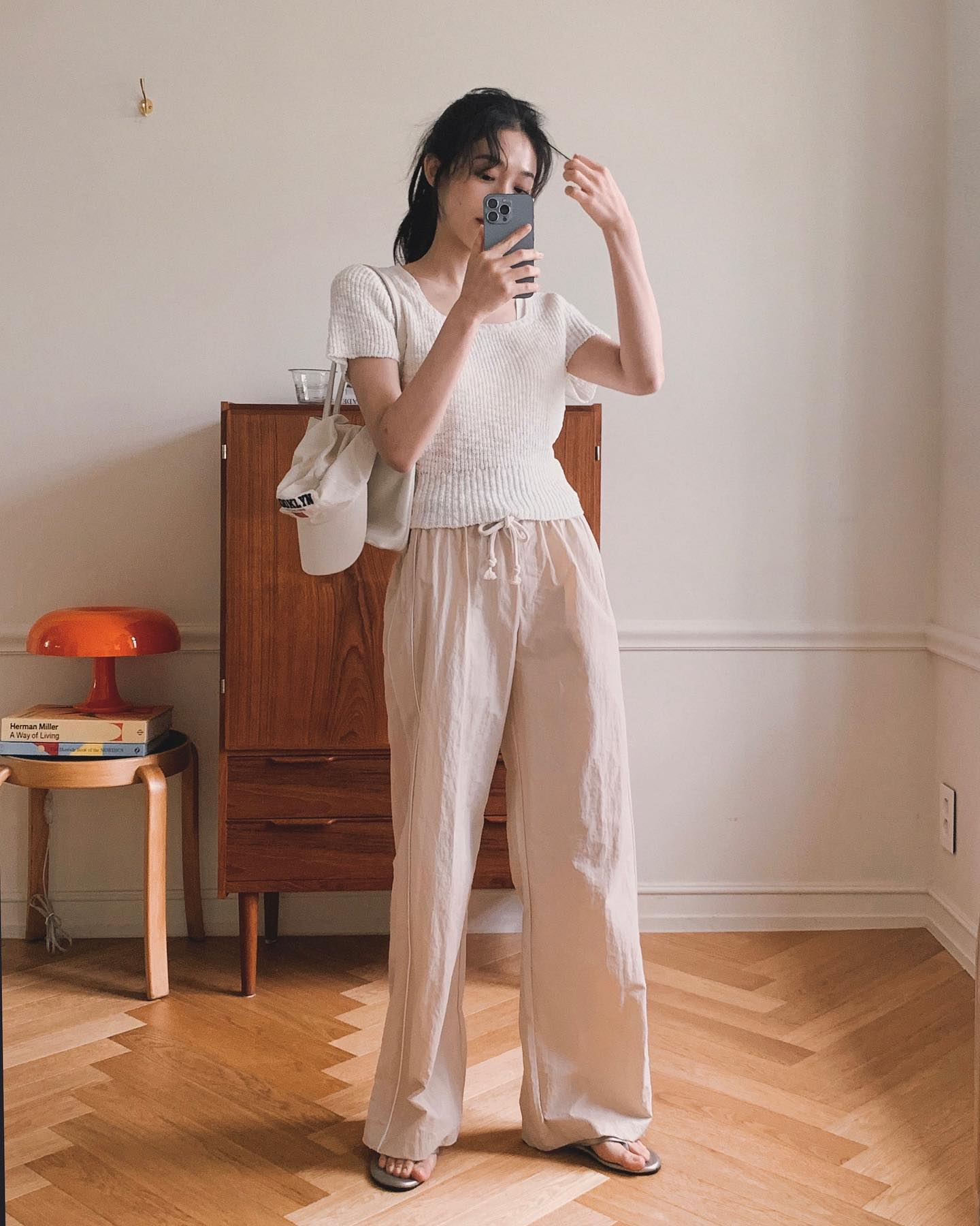 Mẫu áo sang xịn mịn đang được yêu thích không kém áo thun-3