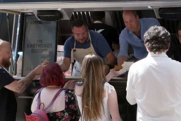 Thân vương William xin lỗi vì vắng mặt trong trận chung kết World Cup nữ 2023-4