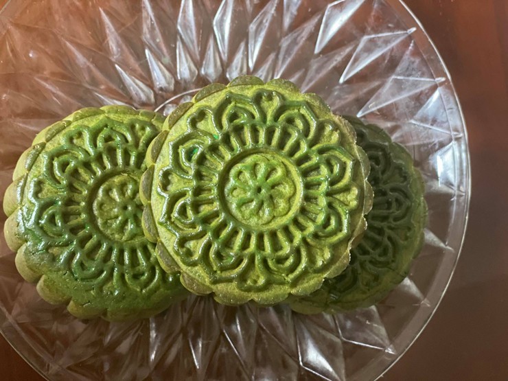 Thị trường bánh Trung thu dần nóng”, dân buôn bán hàng trăm chiếc/ngày-1