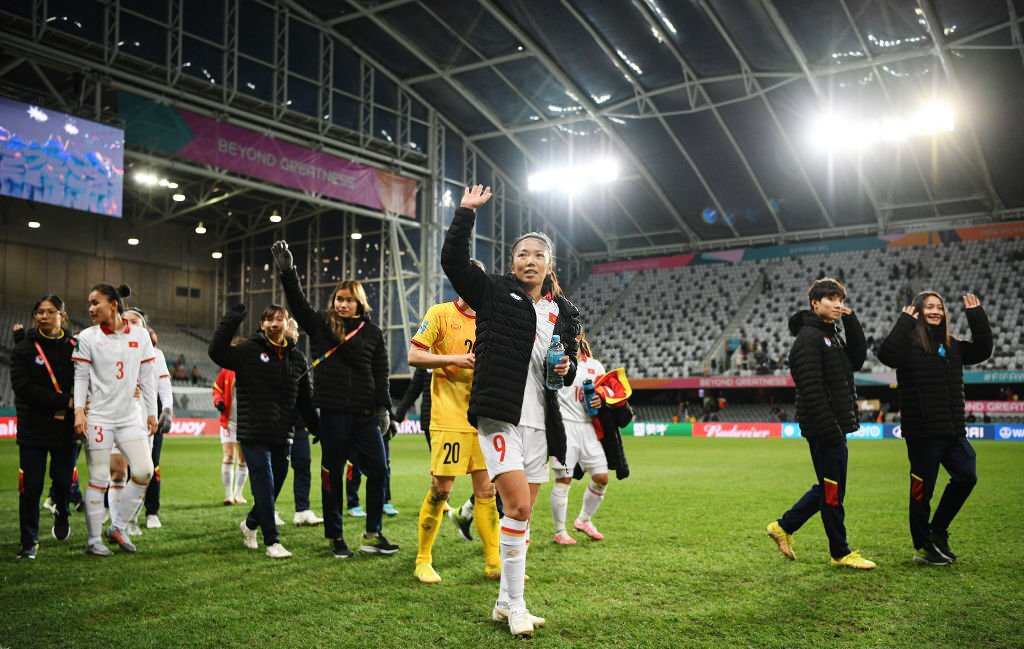 Tuyển nữ Việt Nam nhận thưởng gần 18 tỷ đồng sau World Cup-1