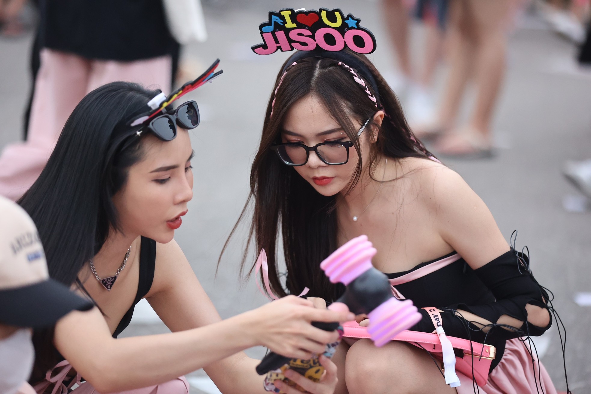 Trước 2 đêm diễn hơn 60.000 khán giả ở sân Mỹ Đình, BlackPink kiếm tiền thế nào?-4