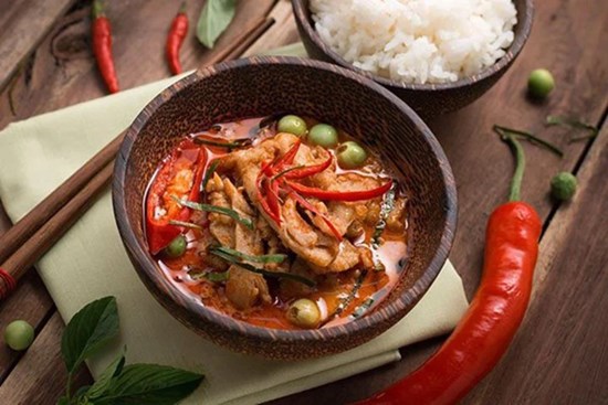 7 loại thực phẩm bạn không bao giờ nên ăn khi bụng đói