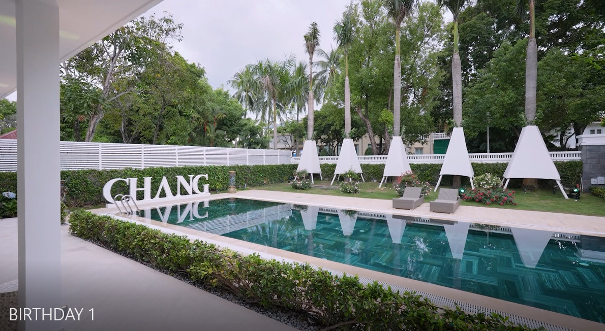 Chi Bảo – Lý Thùy Chang chiều con nhất nhì Showbiz Việt, đầu tư sân vườn trong không gian triệu đô chỉ để con vui chơi-4