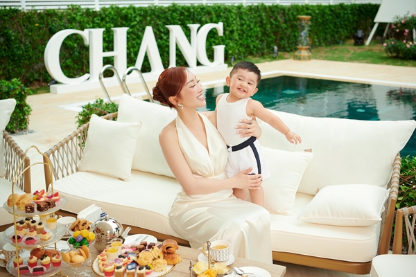 Tiền vệ xuất sắc nhất Đông Nam Á - Huy Hùng khoe căn chung cư tiện nghi và cách phản ứng khi bị nói được vợ chống lưng-11