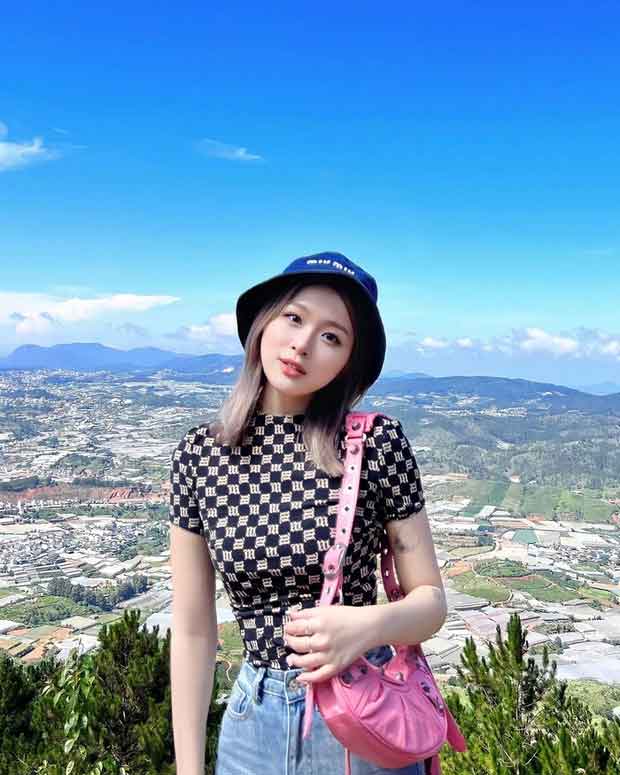 Bắt gặp Chao ở trung tâm thương mại, điều gì khiến dân mạng thốt lên cô đơn quá”?-1