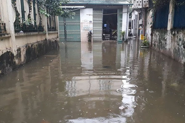 Mua nhà dính đường ngập, giảm giá sâu vẫn ế-1