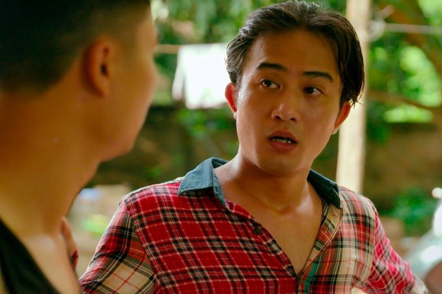 Ngoại hình thay đổi của Doãn Quốc Đam trong phần 2 Làng trong phố-6