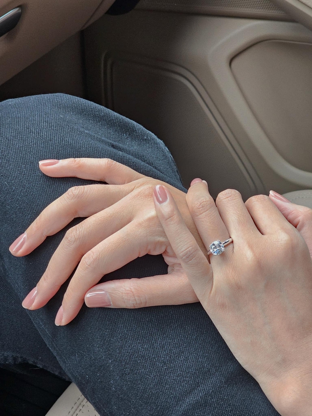 Bạn trai Thanh Hằng là người thế nào mà nữ siêu mẫu sẵn sàng đám cưới?-1