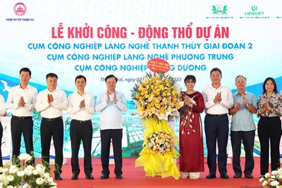 Bí thư Thành ủy Đinh Tiến Dũng dự lễ khởi công 3 cụm công nghiệp tại Thanh Oai