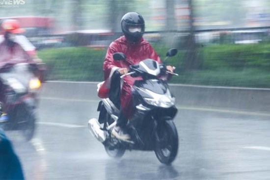 Đợt mưa dông dài ngày ở miền Bắc khi nào kết thúc?
