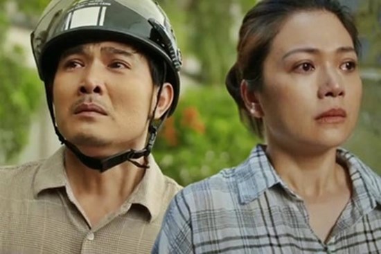 Gia Đình Mình Vui Bất Thình Lình: Bi kịch tột cùng của nhân vật và bế tắc không lối thoát của biên kịch