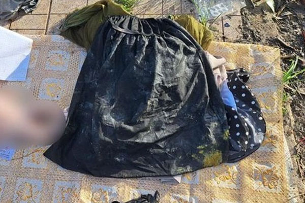 Đồng Nai: Tìm thân nhân bé trai sơ sinh nghi bị sát hại ở bãi rác-1