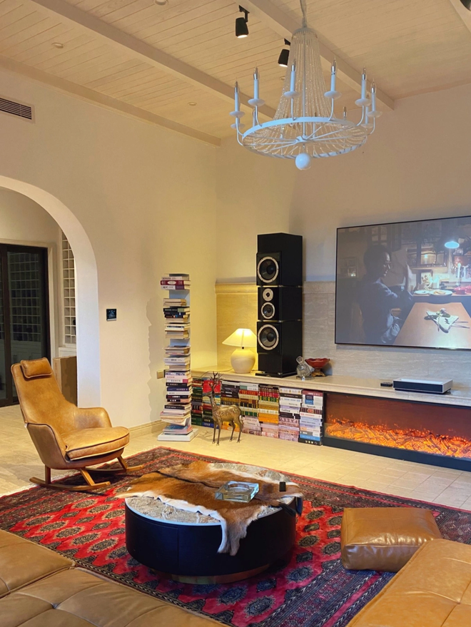 Biệt thự rộng 400m2, sân và bên hông nhà trồng đủ loại cây khiến chủ nhân nghĩ đang sống trong rừng-8