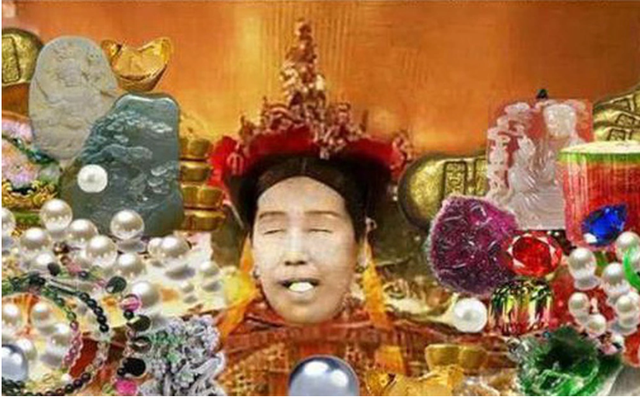 Vì sao Võ Tắc Thiên ngậm gỗ trong miệng thay vì ngọc như các hoàng đế khác?-1